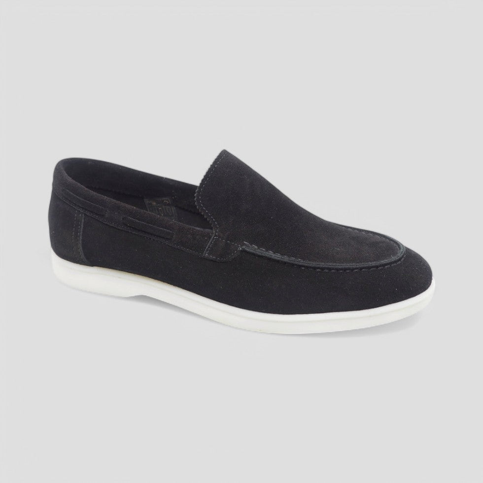 VogeLuxe | Men’s Suede Driving Loafers 2