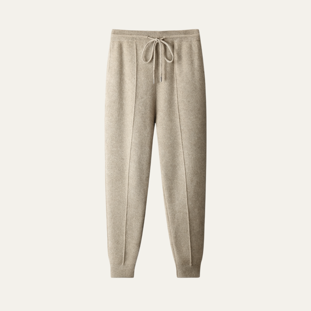 VogeLuxe | Men’s Tapered Knitted Jogging Trousers 1
