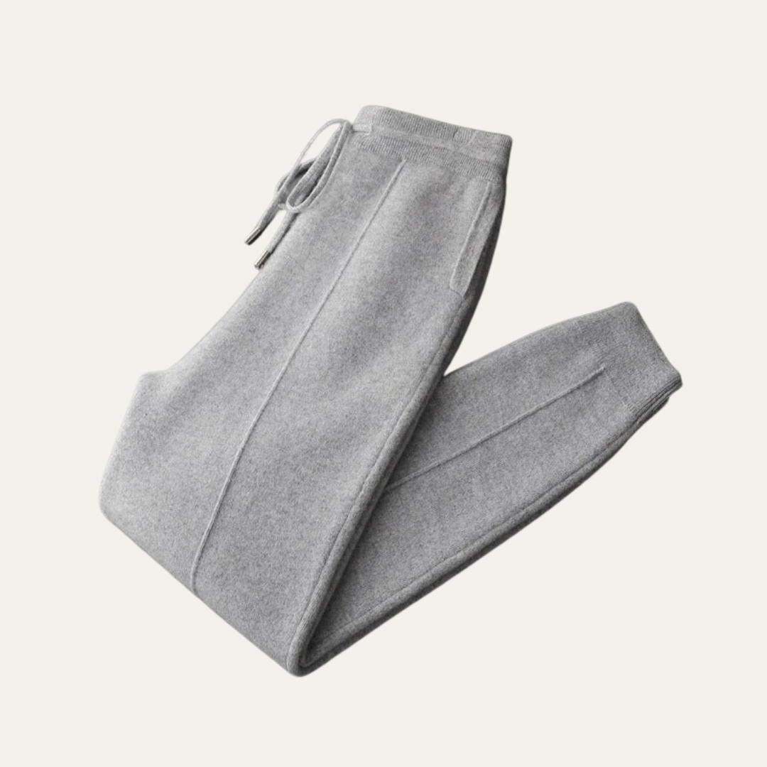 VogeLuxe | Men’s Tapered Knitted Jogging Trousers 4
