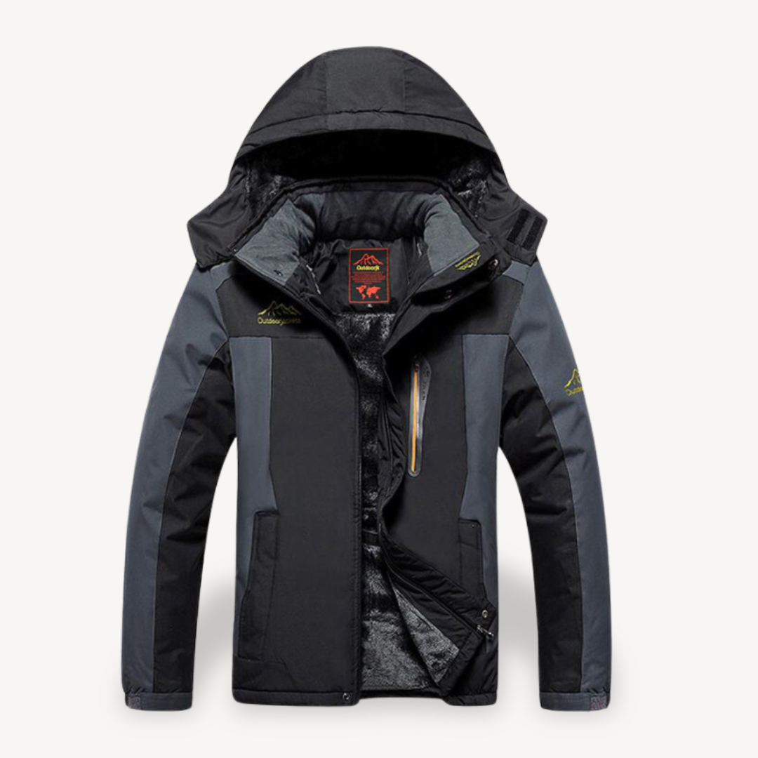 VogeLuxe | Men’s Technical Outdoor Jacket 2