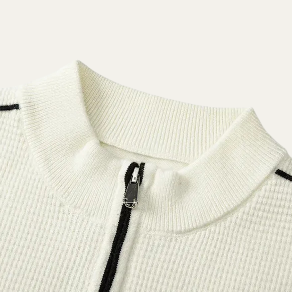 VogeLuxe | Men’s Textured Fleece Quarter-Zip Sweater 2