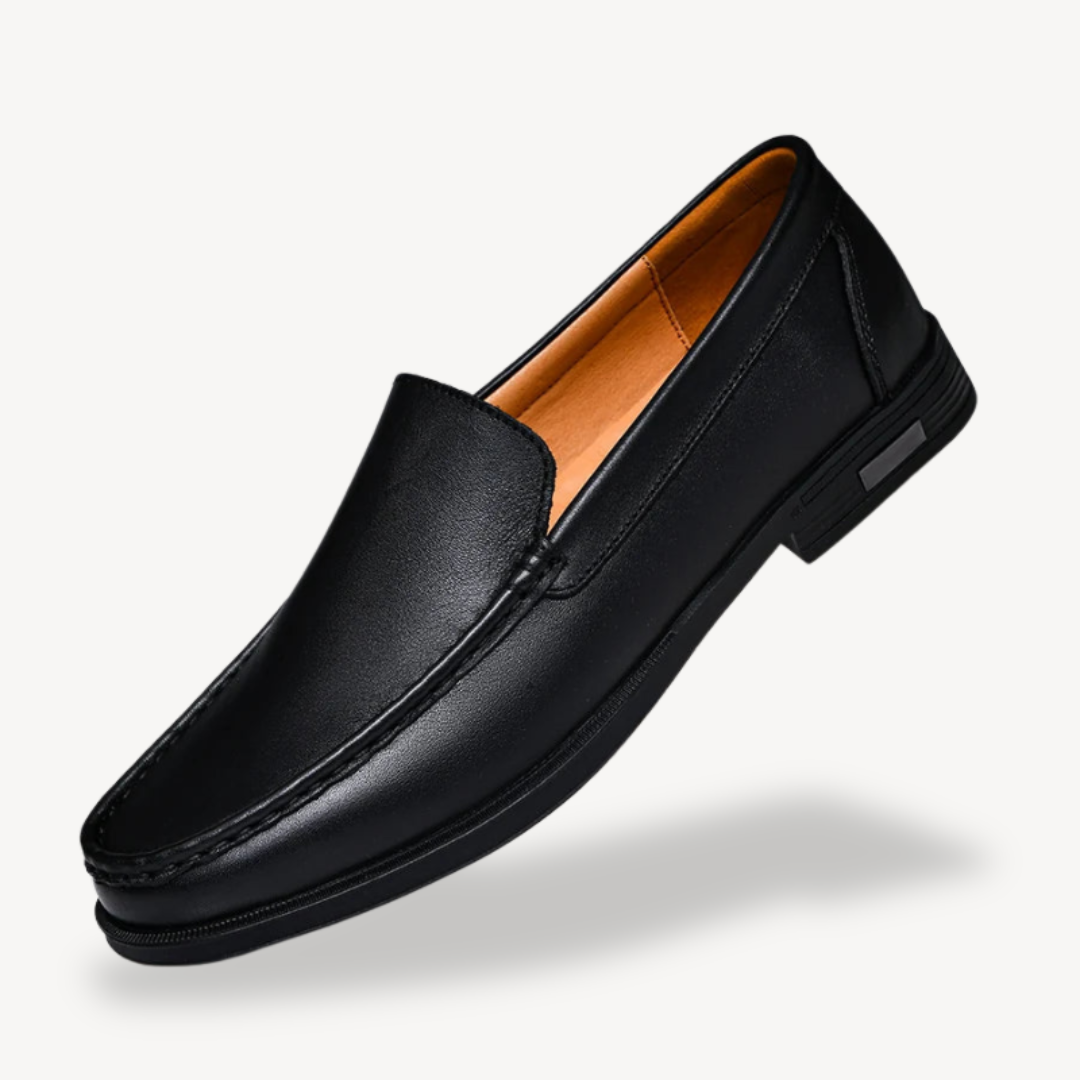 VogeLuxe | Men’s Timeless Moc Toe Loafers 0