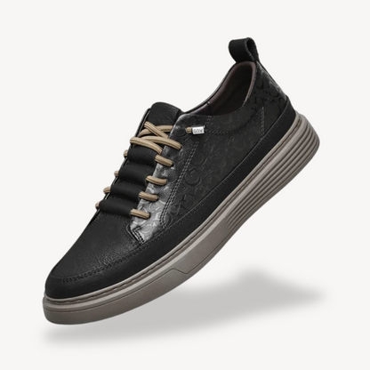 VogeLuxe | Men’s Two-Toned Leather Sneaker 2