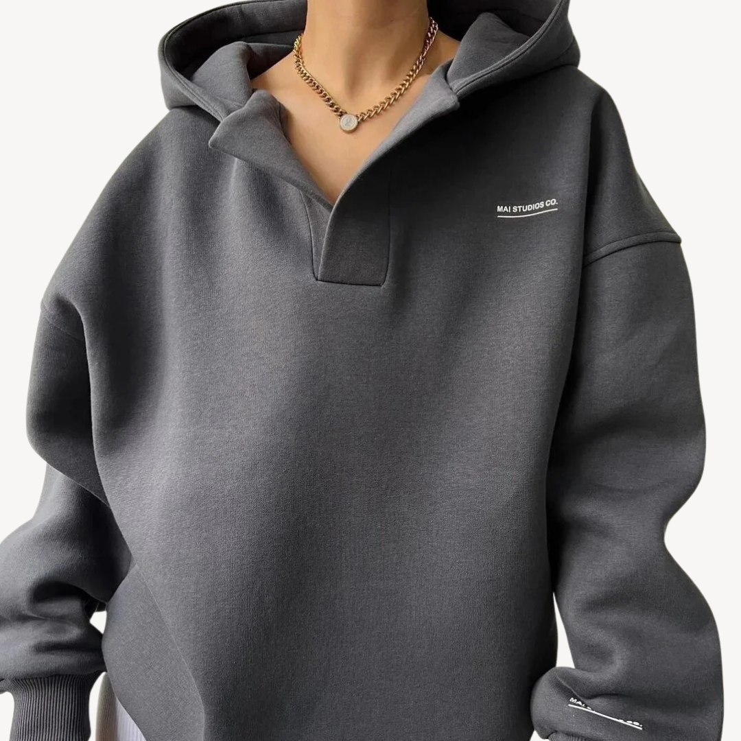VogeLuxe | Women’s Cozy Oversized Fleece Hoodie 1