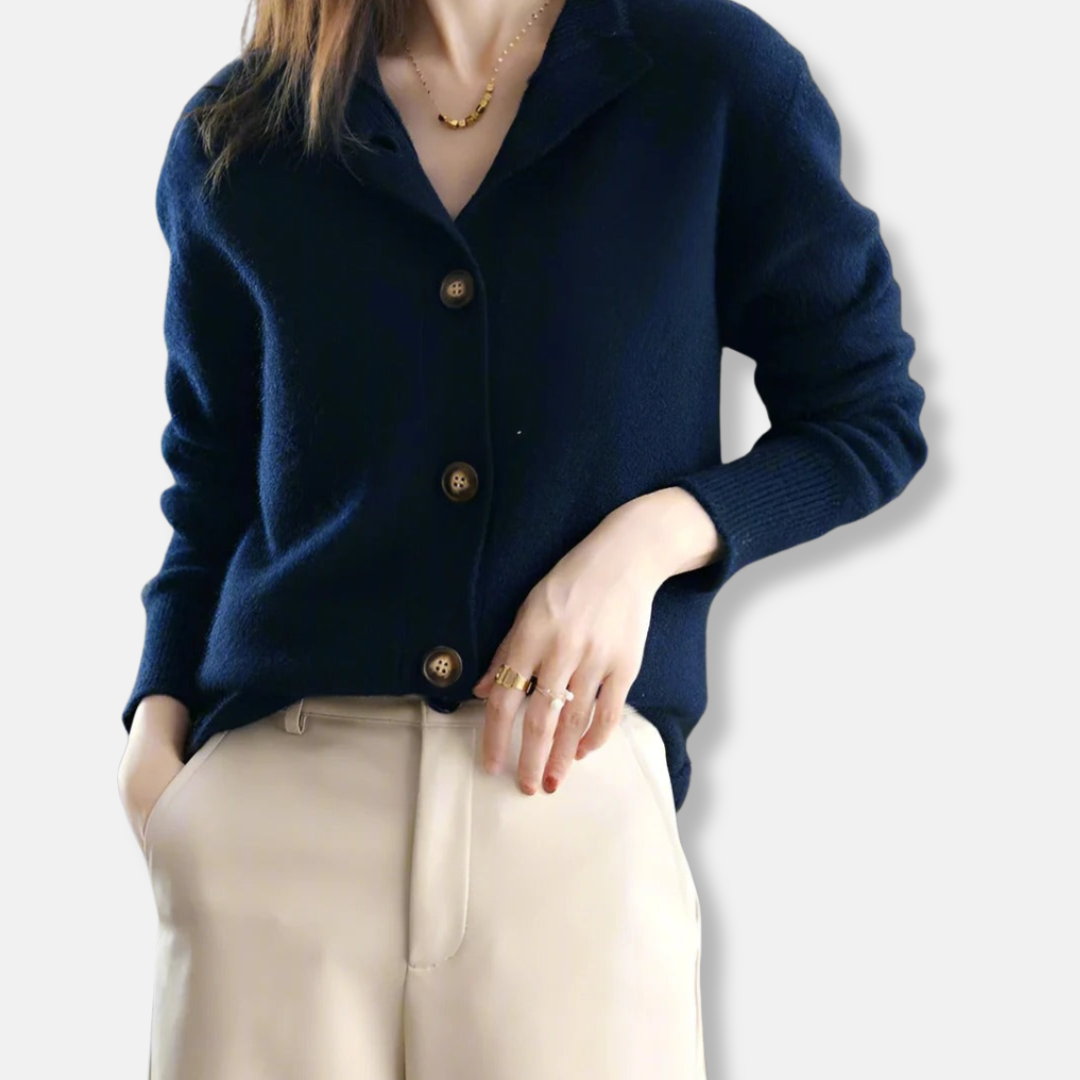 VogeLuxe | Women’s Cropped Knit Button Cardigan 2