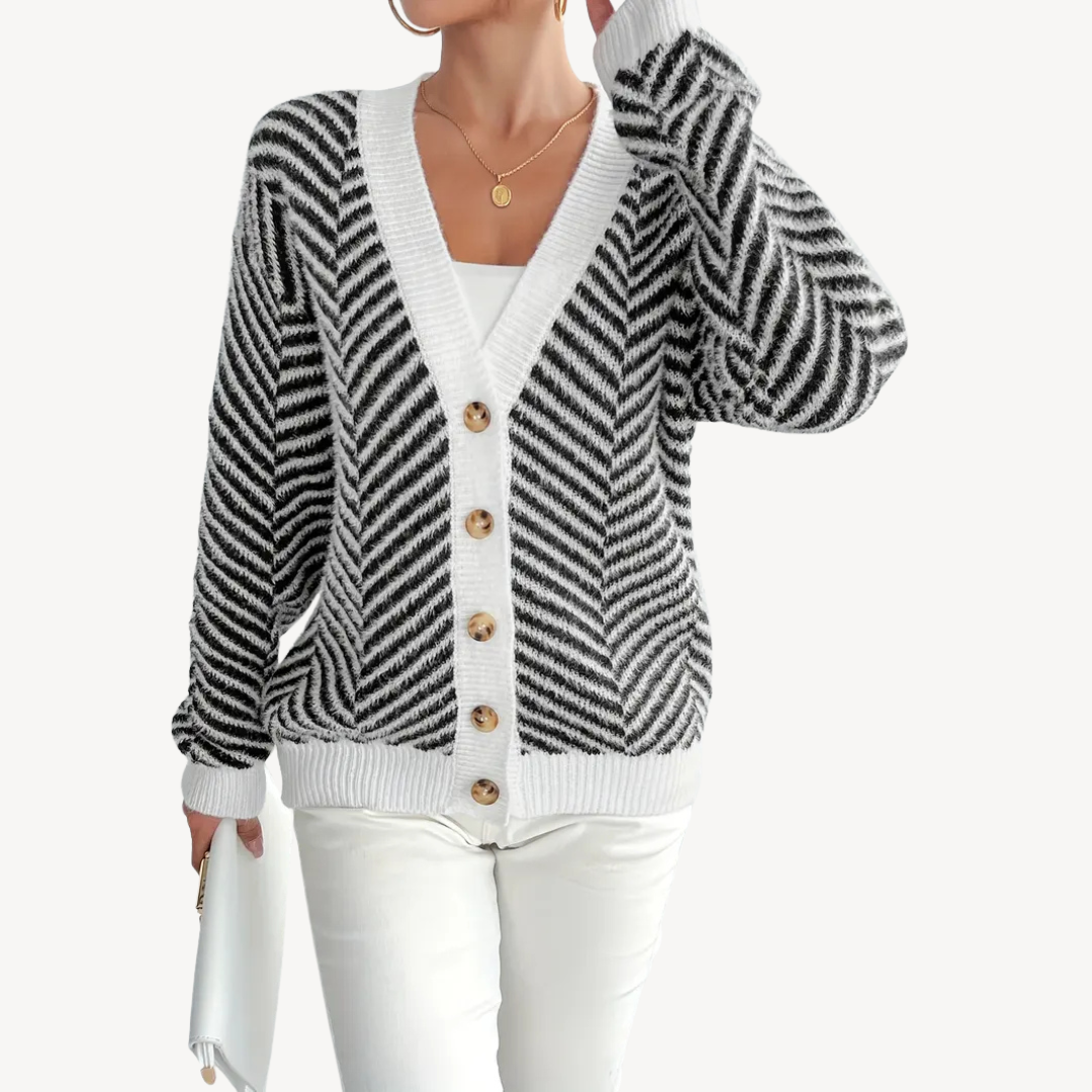 VogeLuxe | Women’s Fleece Lined Zip Cardigan 1
