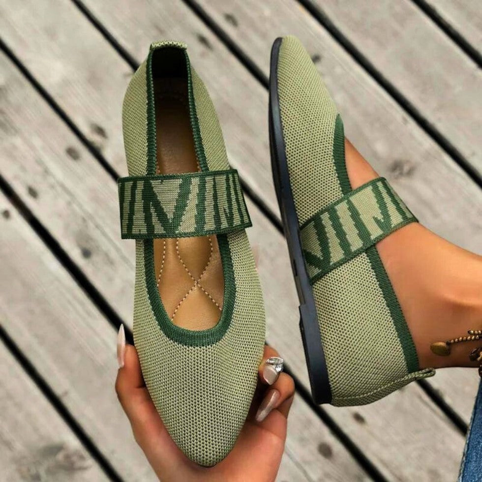 VogeLuxe | Women’s Knitted Color-Block Ballet Flats 1