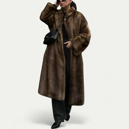 VogeLuxe | Women’s Long Plush Faux Fur Coat 2