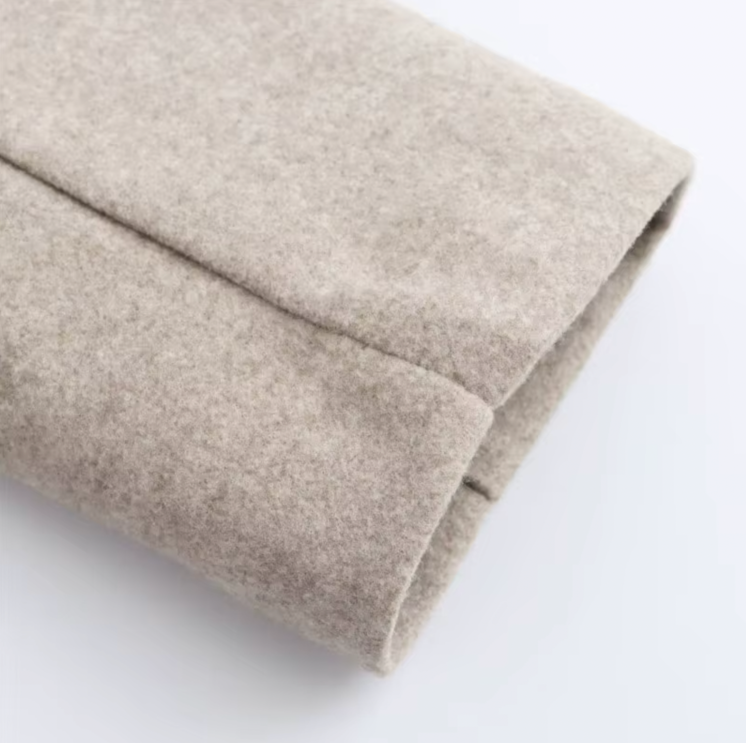 VogeLuxe | Women’s Longline Belted Coat with Faux-Fur Collar 2