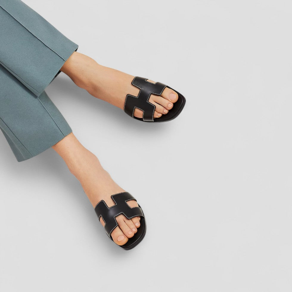 VogeLuxe | Women’s Open Toe Flat Sandals 1