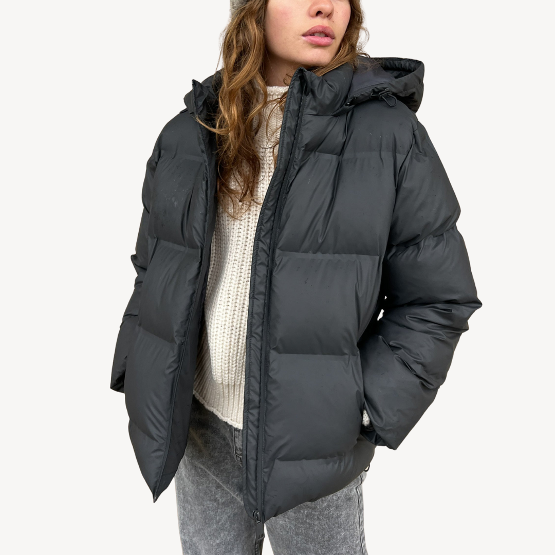 VogeLuxe | Women’s Ultra Light Down Puffer Jacket 3