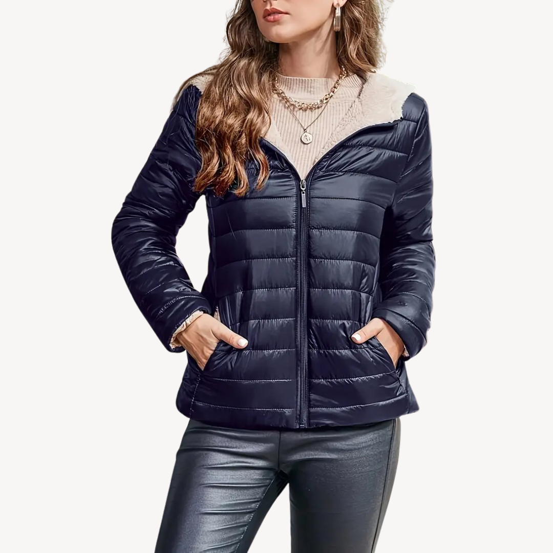VogeLuxe | Women’s Ultra Light Hooded Puffer Jacket 2