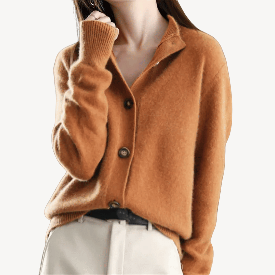 VogeLuxe | Women’s Vintage Cashmere Knitted Cardigan 1