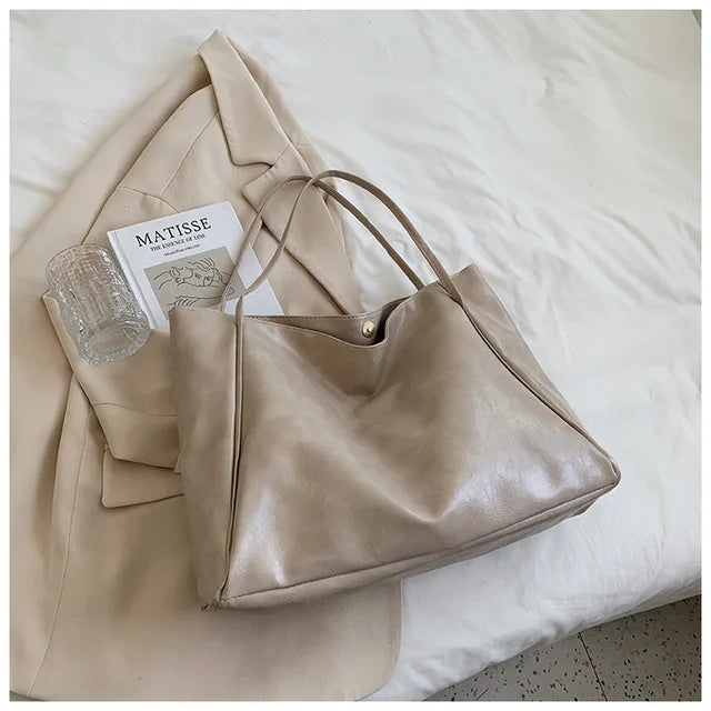 Freya | Shoulder bag