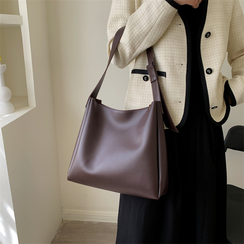 Large Leather Tote Bag with Pocket - Luxivelle