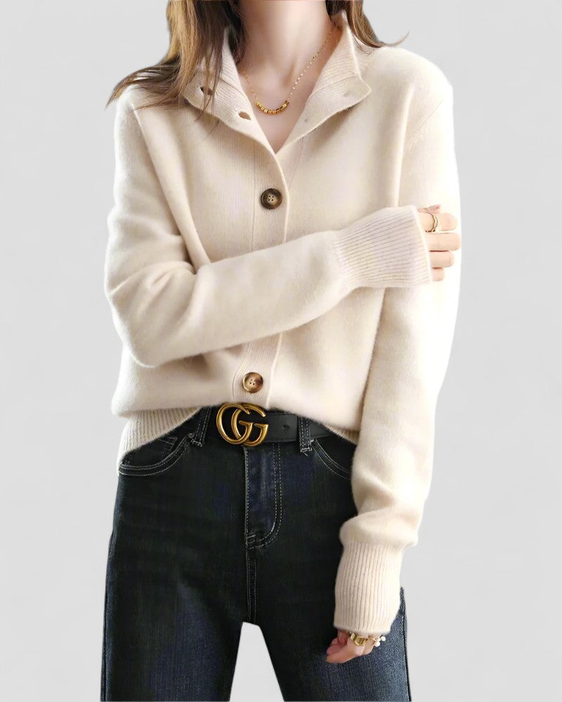 Women’s Button Up Knitted Cardigan 3