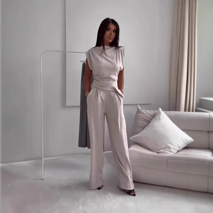 Classic 2 Piece Chic Ladies Outfit
