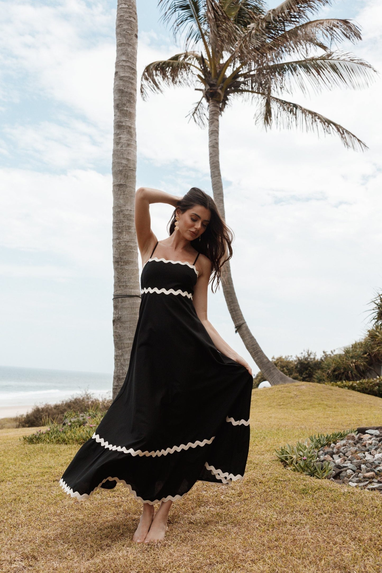 Chic Black Maxi Strap Dress for Women