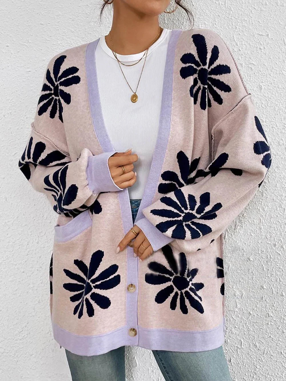 Relaxed Fit Women's Knit Cardigan Floral Pattern