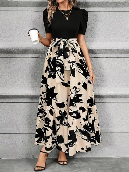 Elegant Maxi Dress with Short Sleeves and Sash Waist