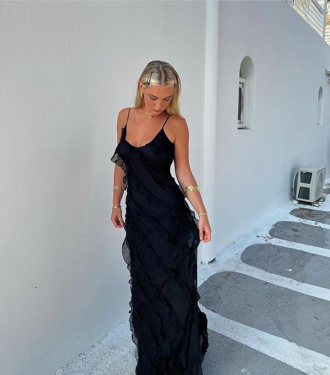 Elegant Long Evening Dress with Ruffle Strap