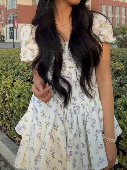Chic Short Floral Square Neck Dress