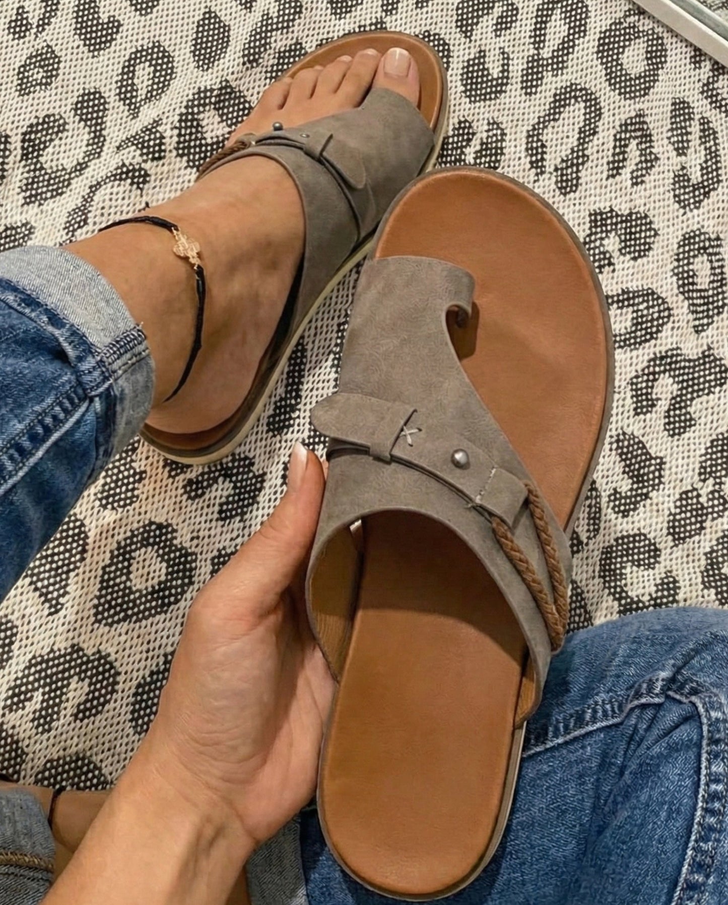 Comfortable Flat Sandals for Women