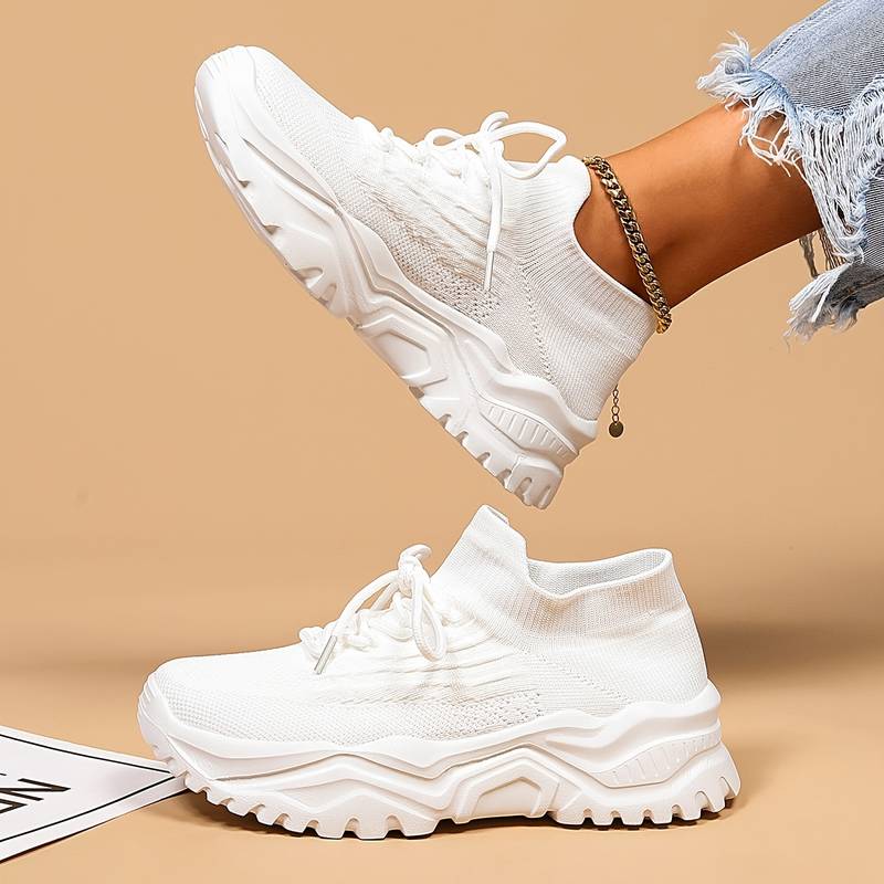 Women's Sports Shoes with Good Grip