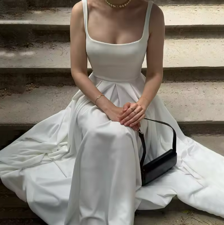 Elegant Ladies White Midi Pleated Dress