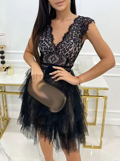 Elegant Strapless Party Dress