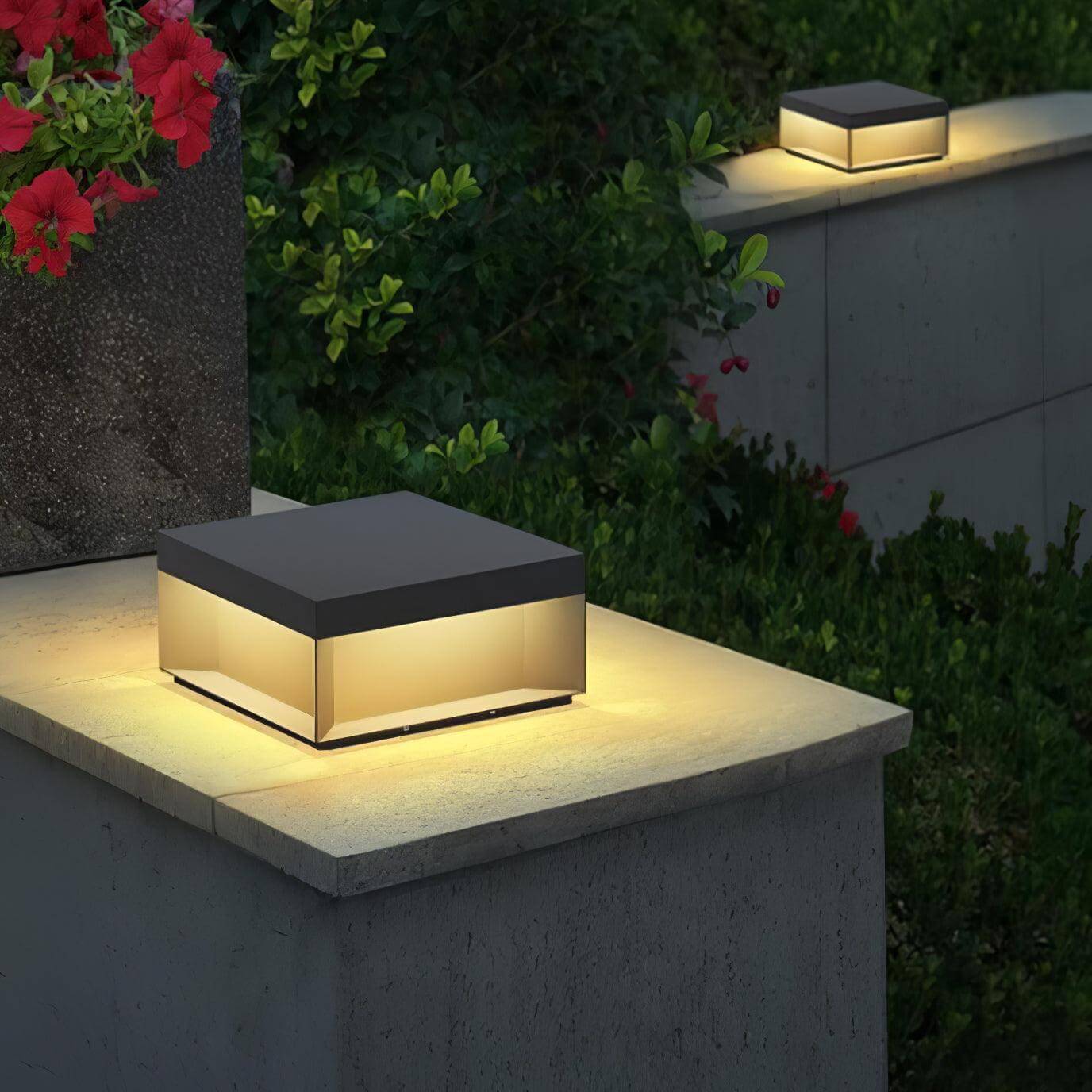 Waterproof Garden Post Lamp - Durable Outdoor Light