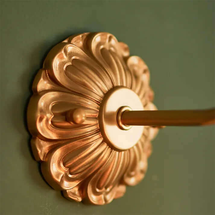 Delicate Floral Glass Table Lamp