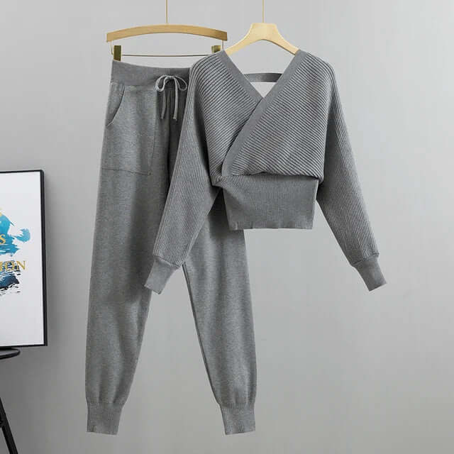 Soft Women's Knit Jogger Lounge Set