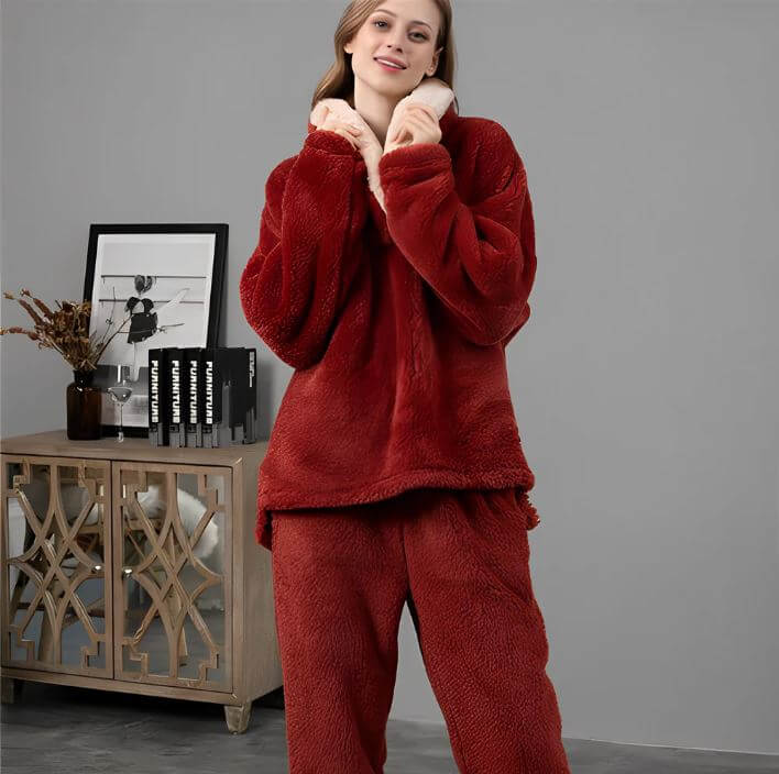 Soft Women's Fleece Pajama Set
