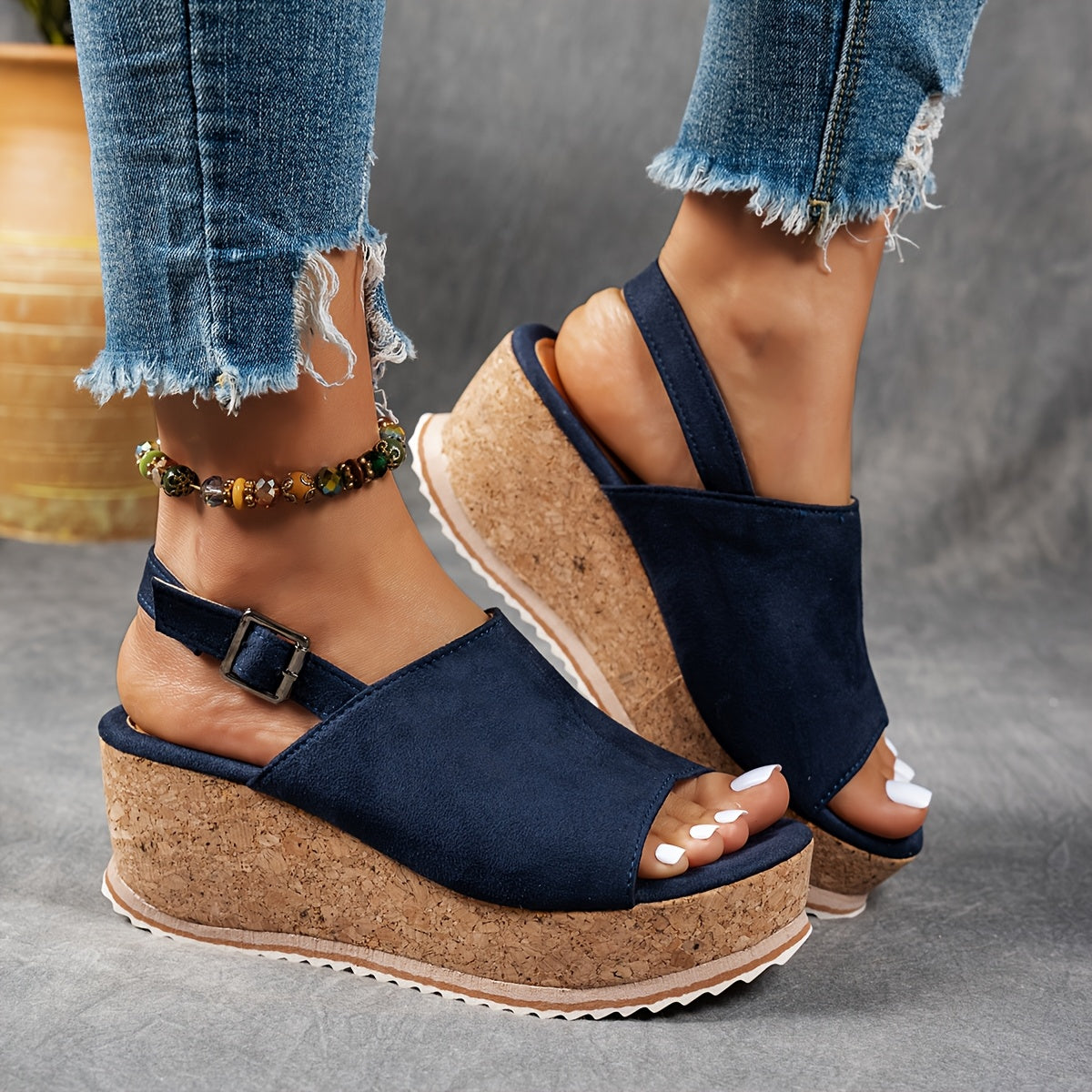 Comfortable Platform Buckle Sandals with Cushion Sole