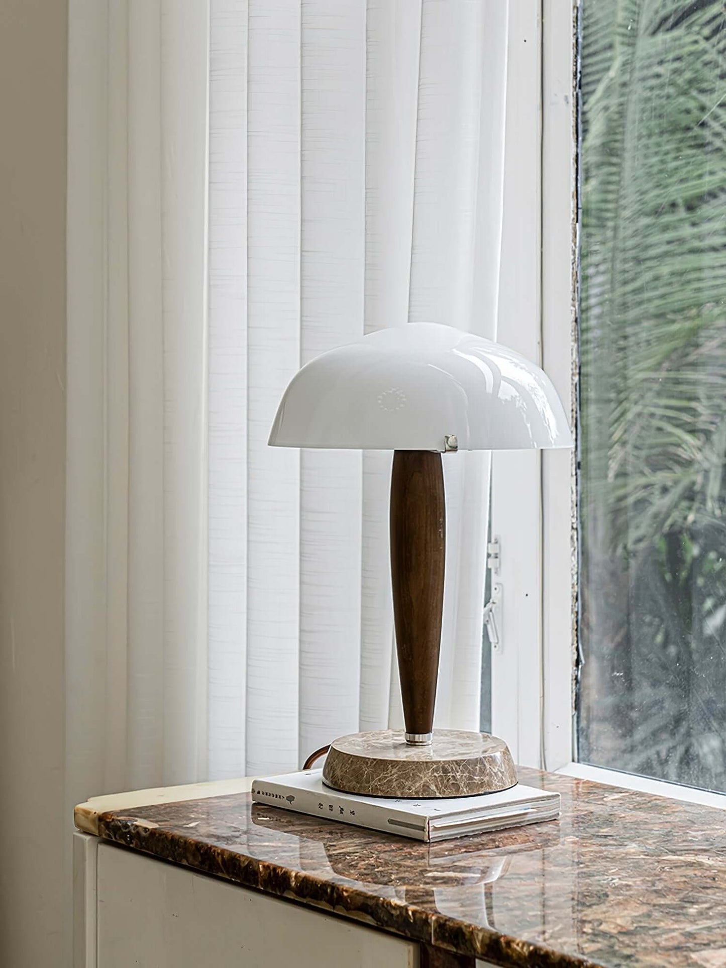 Stylish Wooden Desk Table Lamp
