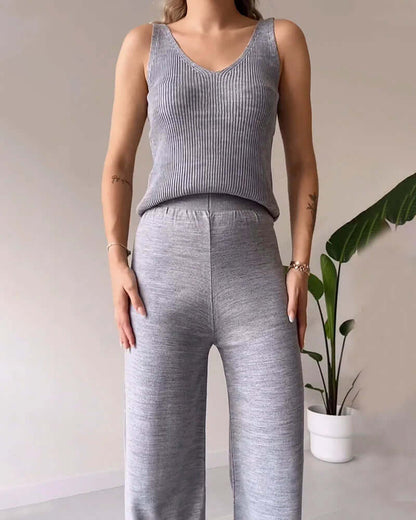 Ladies' Beautiful 3 Piece Clothing Set