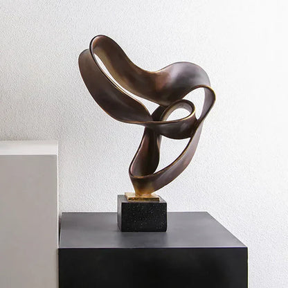 Stunning Resin Figurine - Elegant Home Decor Sculpture