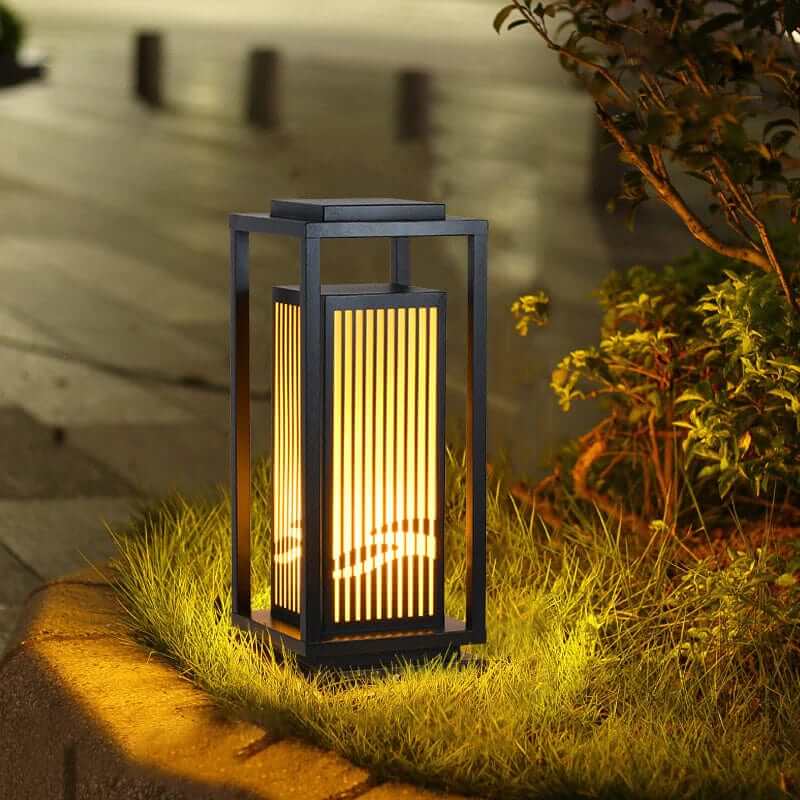 Bright Outdoor Solar Powered Garden Light