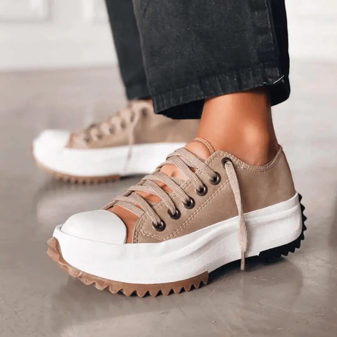 Fashionable Canvas Low Top Women's Shoes