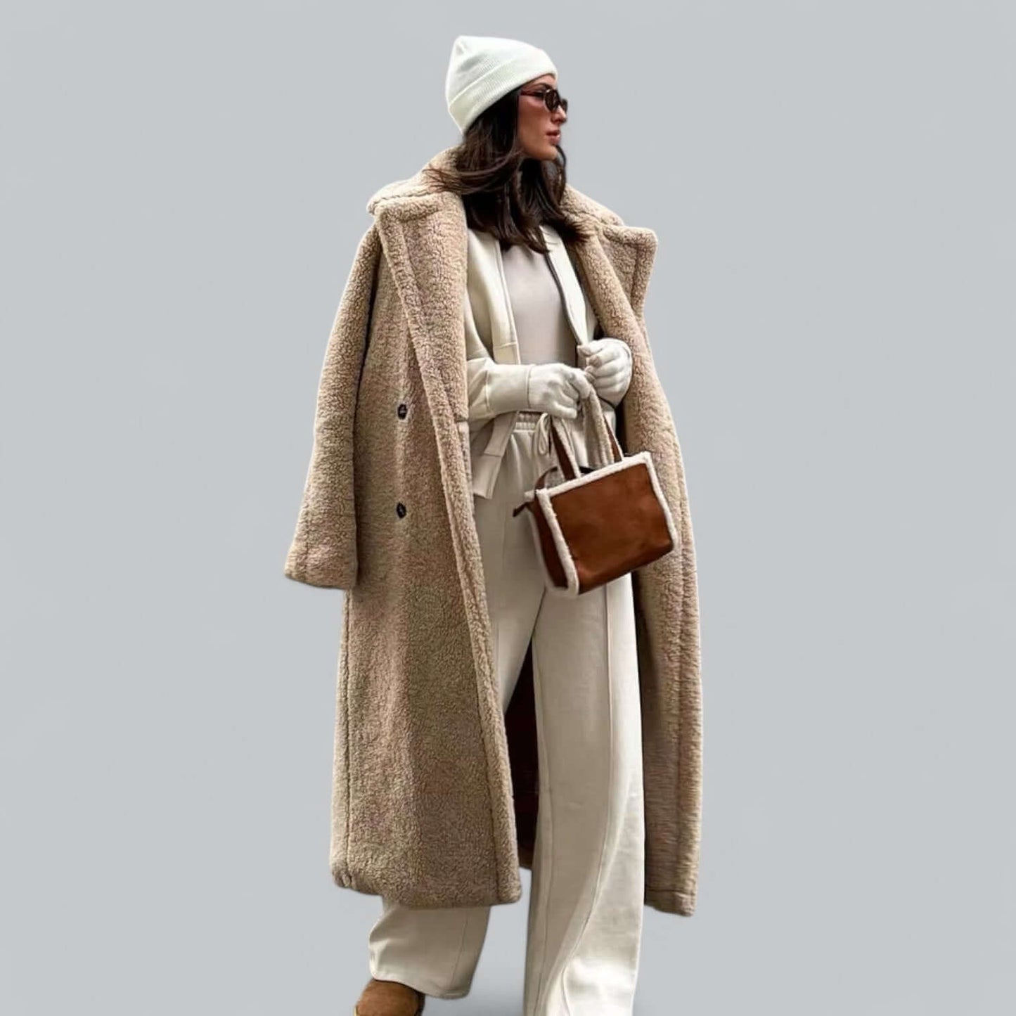 Plush Faux Fur Women's Winter Coat - Luxivelle