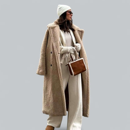 Plush Faux Fur Women's Winter Coat - Luxivelle