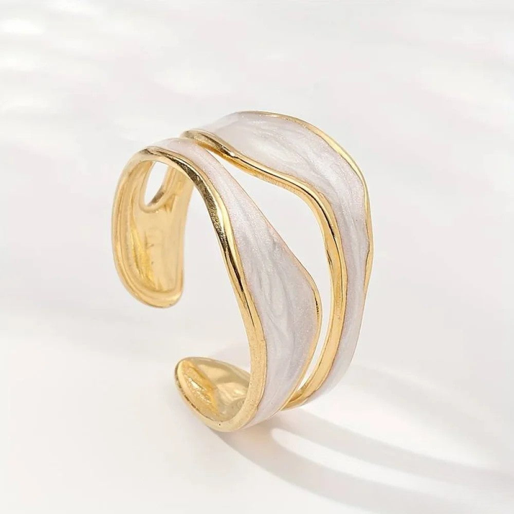 Vintage Classic White Gold Band - Luxivelle