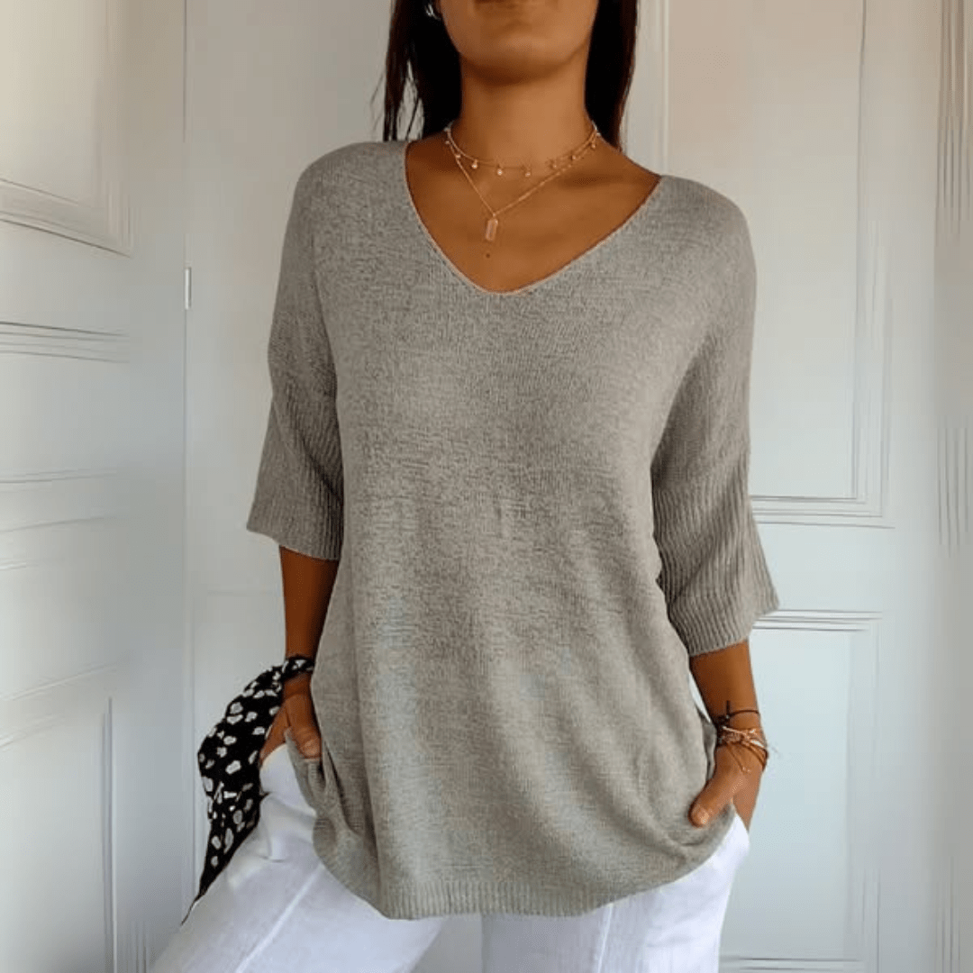 Isla | Knitted top with V-neck