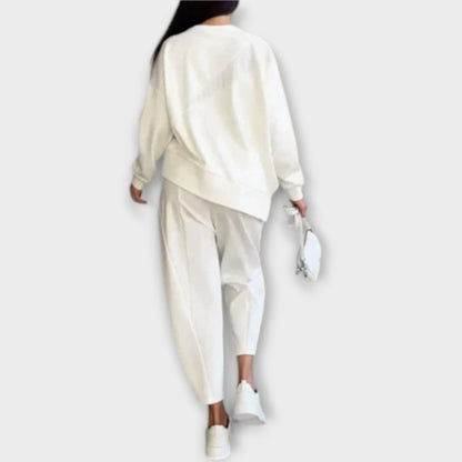 Comfortable 2 Piece Women's Outfit