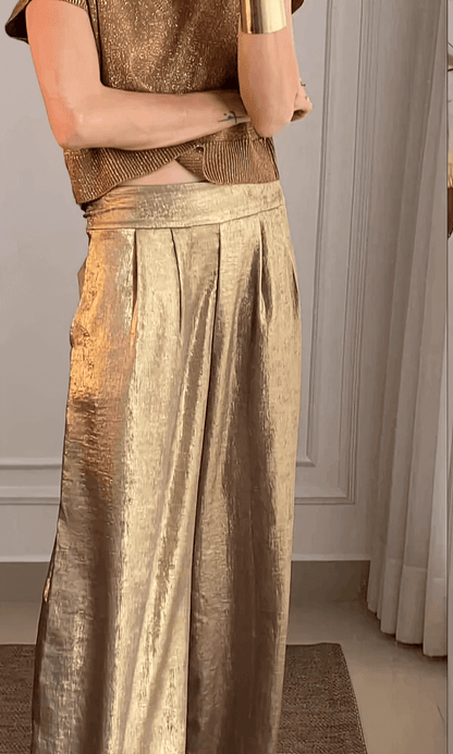 Ladies Chic 2 Piece Clothing Set