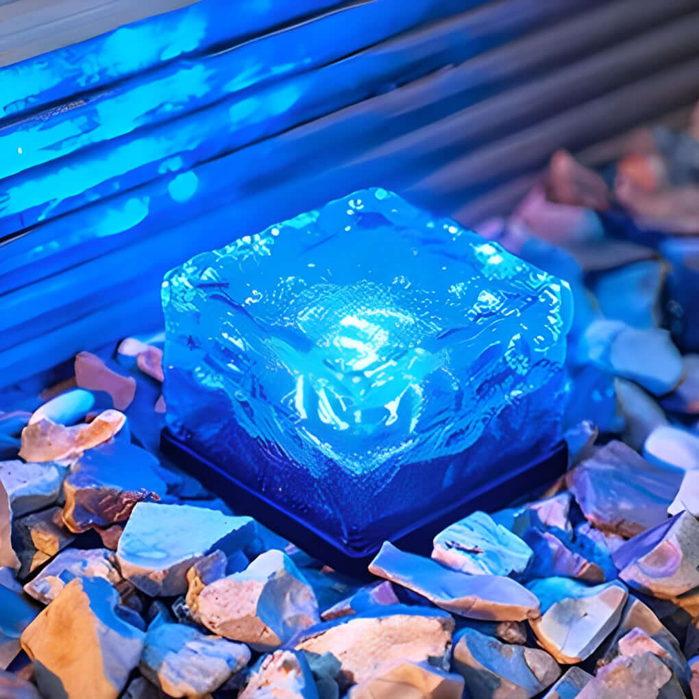 Bright Outdoor Solar LED Garden Lamp Square Shape