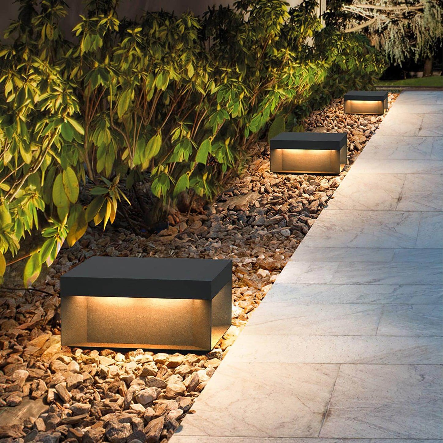 Waterproof Garden Post Lamp - Durable Outdoor Light