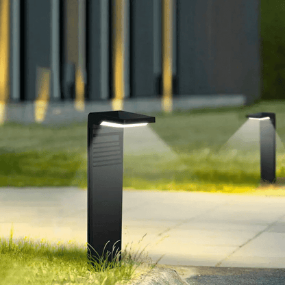 Bright Outdoor Solar Powered Lamp, 4W Warm White