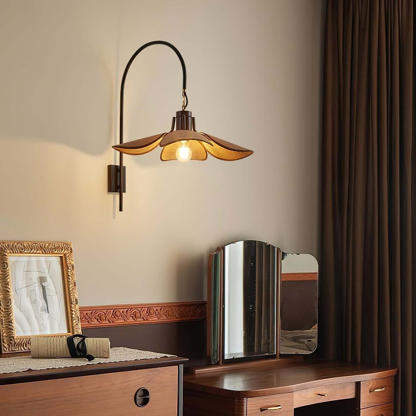 Beautiful Floral Glass Table Lamp